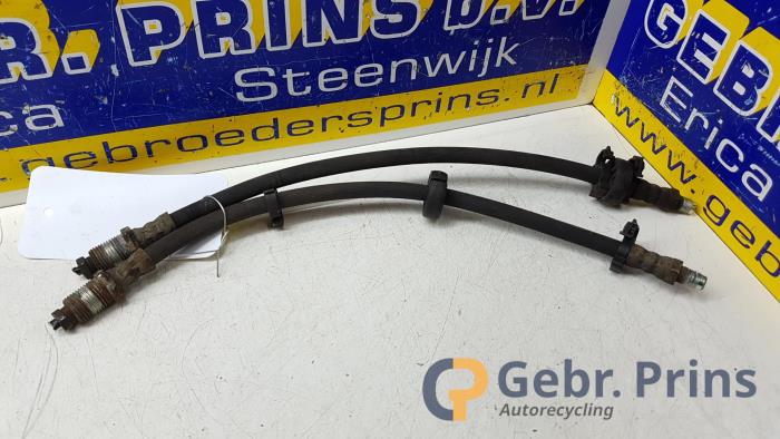 Gebrauchte Bremsschlauch vorne Iveco New Daily IV 35C15V, 35C15V/P Preis € 18,15 Mit Mehrwertsteuer angeboten von Autorec. Gebr. Prins b.v.