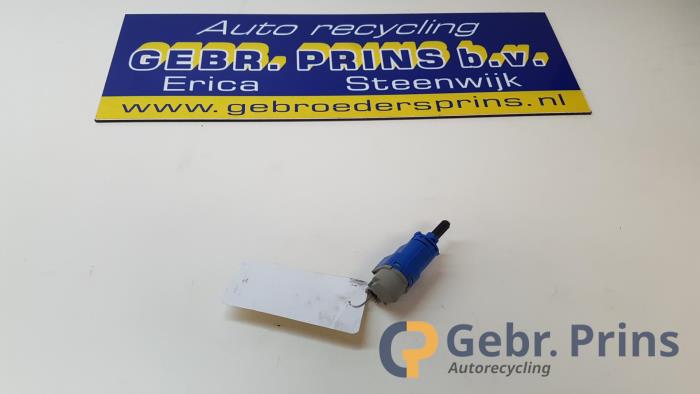 Gebrauchte Sonstige Opel Vivaro 1.6 CDTI 95 Euro 6 Preis € 24,20 Mit Mehrwertsteuer angeboten von Autorec. Gebr. Prins b.v.