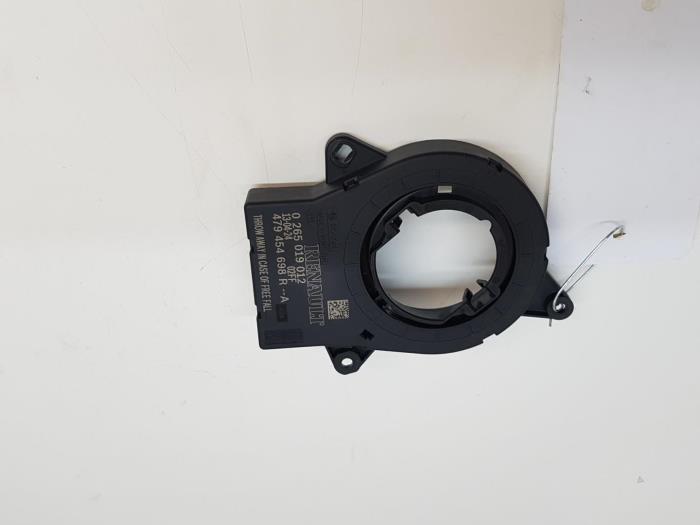 Steering angle sensor from a Renault Clio IV (5R) 1.5 Energy dCi 90 FAP 2014