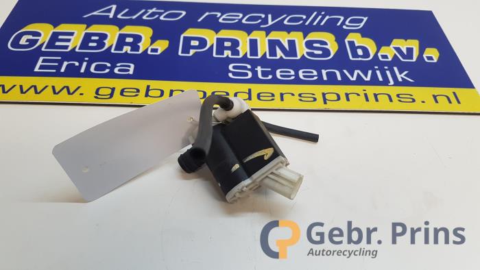 Windscreen washer pump