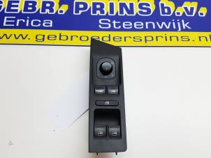 Used Electric window switch Volkswagen Passat Price € 25,00 Margin scheme offered by Autorec. Gebr. Prins b.v.