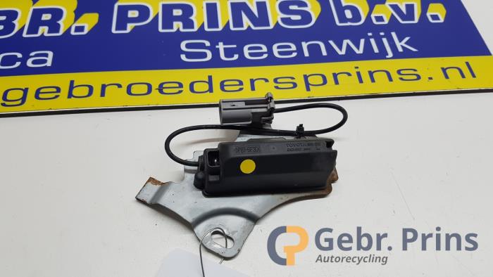 Begagnade Däcktryckssensor Lexus IS (E2) 250 2.5 V6 24V Pris € 20,00 Marginaltabell erbjuds av Autorec. Gebr. Prins b.v.