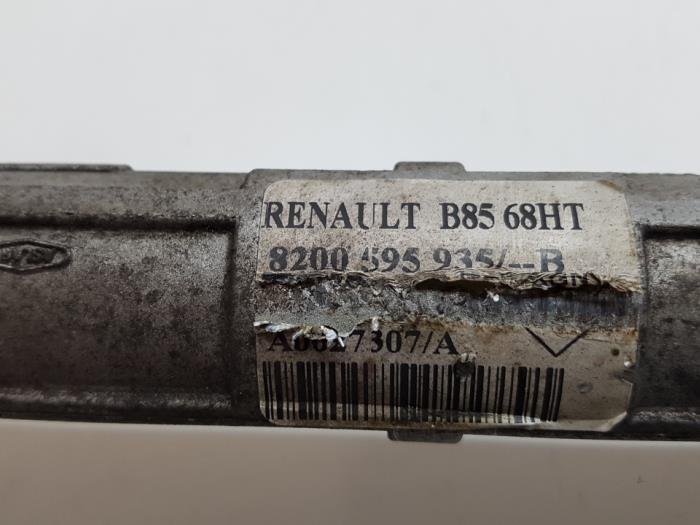 Caja de dirección de un Renault Clio III Estate/Grandtour (KR) 1.2 16V 75 2012