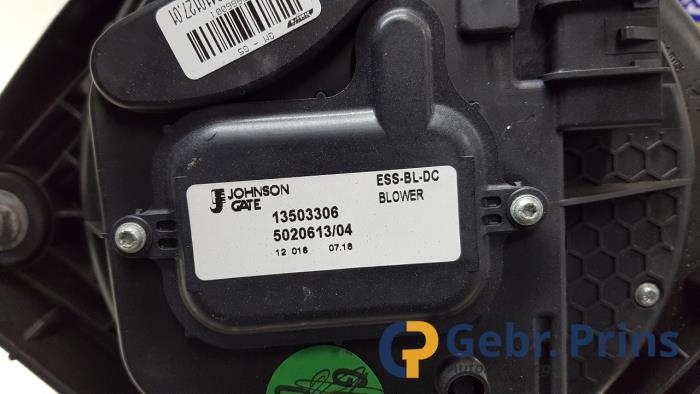 Heating and ventilation fan motor Opel Ampera-e 1.4 16V - 13503306