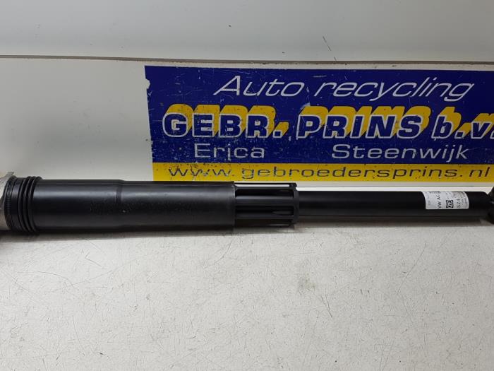 Rear shock absorber, left from a Volkswagen Polo VI (AW1) 1.0 TSI 12V 2018