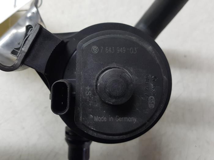 Dodatkowa pompa wodna z BMW X3 2015