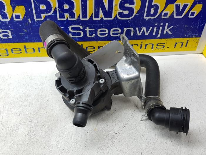 Additional water pump from a BMW X3 2015