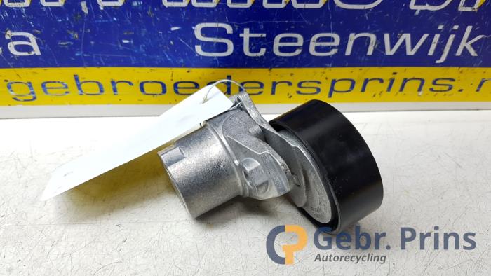 Usados Tensor correa múltiple Audi Q2 (GAB/GAG) 1.0 TFSI 12V Precio € 30,00 Norma de margen ofrecido por Autorec. Gebr. Prins b.v.