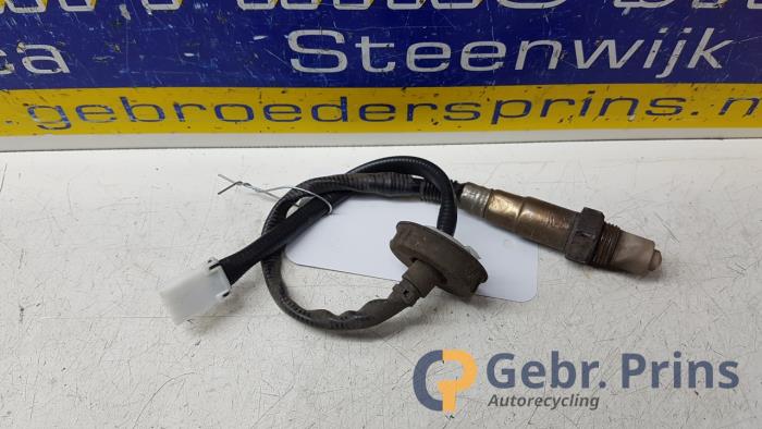 Usagé Sonde lambda Mitsubishi Colt (Z2/Z3) 1.1 12V Prix € 10,00 Règlement à la marge proposé par Autorec. Gebr. Prins b.v.