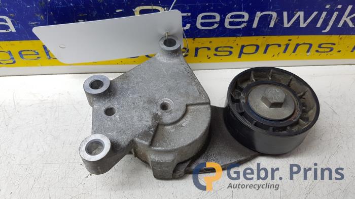 Usados Tensor correa múltiple Peugeot Partner (GC/GF/GG/GJ/GK) 1.6 HDI 90 Precio € 18,15 IVA incluido ofrecido por Autorec. Gebr. Prins b.v.
