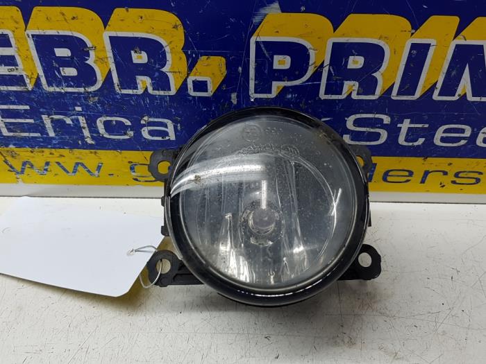 Fog light, front left from a Ford Focus 3 Wagon 1.6 TDCi 2011