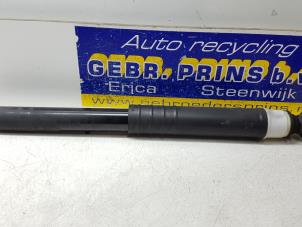 Used Rear shock absorber, right Renault Clio IV (5R) 1.5 Energy dCi 90 FAP Price € 20,00 Margin scheme offered by Autorec. Gebr. Prins b.v.