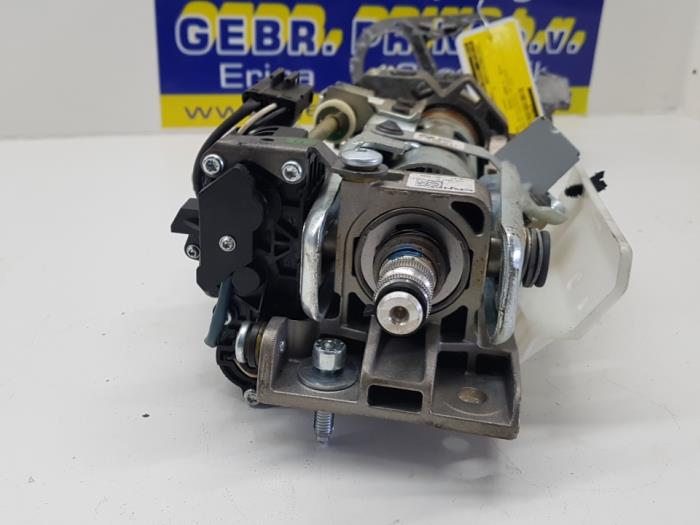Steering column housing from a BMW 5 serie Touring (E61) 530d 24V 2008