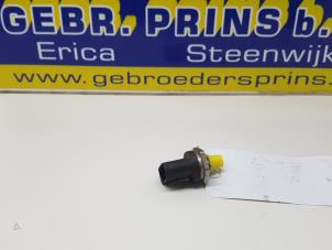 Usados Sensor de presión de combustible Volkswagen Golf VI (5K1) 2.0 GTI 16V Precio € 15,00 Norma de margen ofrecido por Autorec. Gebr. Prins b.v.