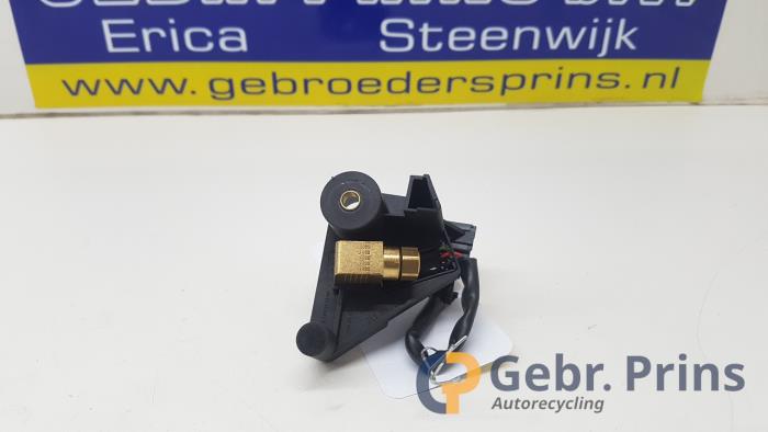 Gebrauchte Sonstige Volkswagen Touareg (7LA/7L6) 3.0 TDI V6 24V Preis € 20,00 Margenregelung angeboten von Autorec. Gebr. Prins b.v.