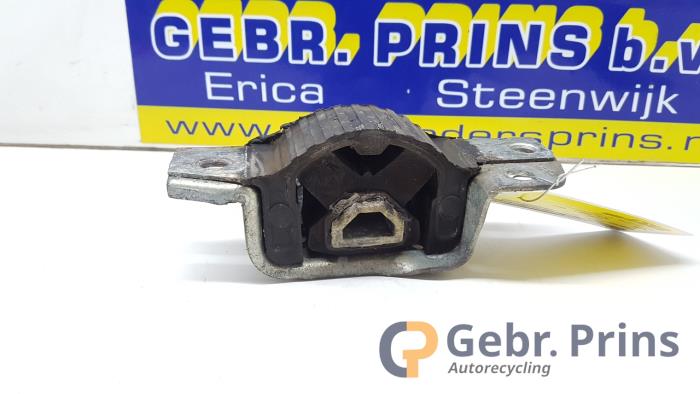 Engine mount from a Fiat Grande Punto (199) 1.4 2010
