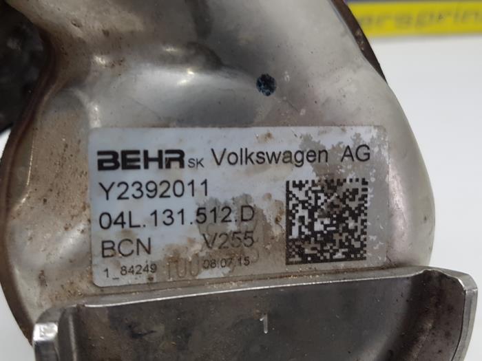 AGR Ventil van een Volkswagen Golf VII (AUA) 1.6 TDI BlueMotion 16V 2015