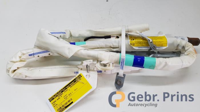 Używane Kurtyna prawa Opel Astra J (PC6/PD6/PE6/PF6) 1.6 16V Ecotec Cena € 50,00 Procedura marży oferowane przez Autorec. Gebr. Prins b.v.