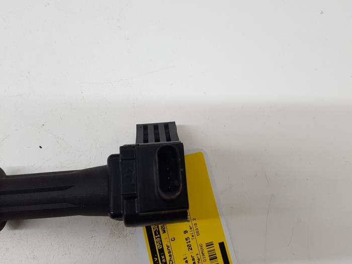 Pen ignition coil from a Opel Karl 1.0 ecoFLEX 12V 2015