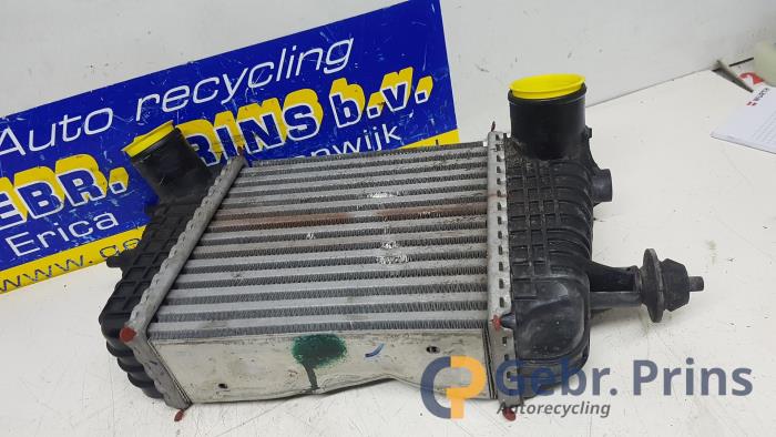 Usados Intercooler Nissan Note (E12) 1.2 DIG-S 98 Precio € 40,00 Norma de margen ofrecido por Autorec. Gebr. Prins b.v.