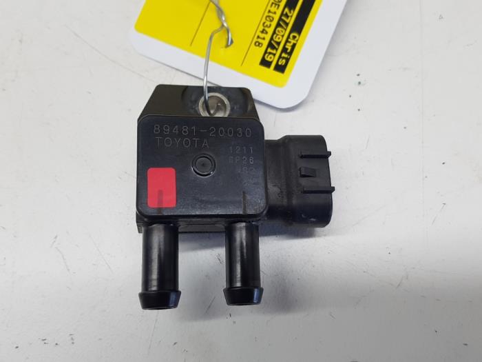 Particulate filter sensor from a Toyota Avensis Wagon (T27)  2012