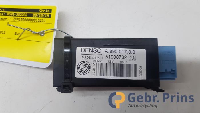 Begagnade Sensor (övriga) Fiat Punto Pris € 20,00 Marginaltabell erbjuds av Autorec. Gebr. Prins b.v.