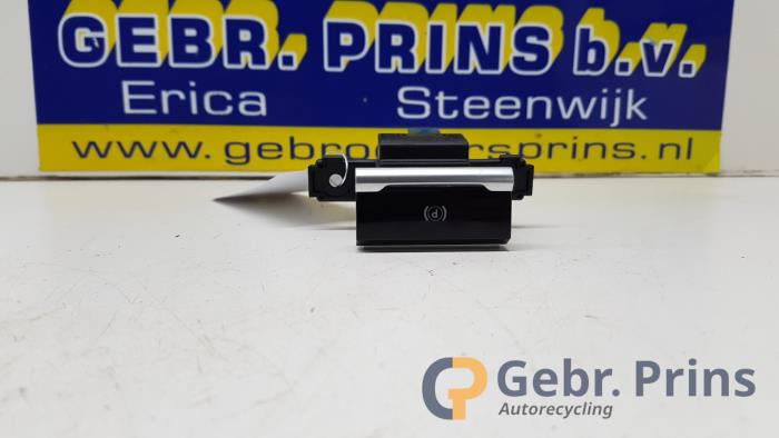 Gebrauchte Handbremse Schalter Citroen C4 Grand Picasso (3A) 2.0 Blue HDI 150 Preis € 25,00 Margenregelung angeboten von Autorec. Gebr. Prins b.v.