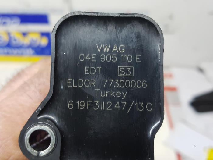 Ignition coil from a Volkswagen Polo V (6R) 1.2 TSI 16V BlueMotion Technology 2015