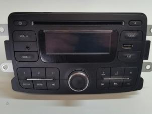 Used Radio CD player Dacia Duster (HS) 1.5 dCi 4x4 Price € 150,00 Margin scheme offered by Autorec. Gebr. Prins b.v.