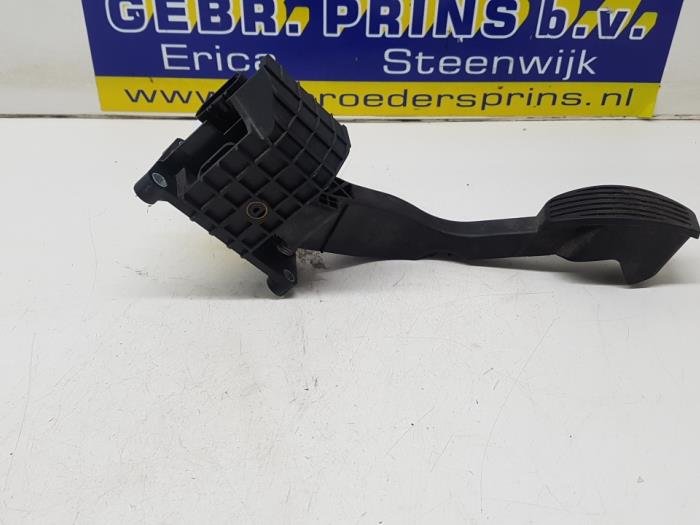 fiat 500 accelerator pedal