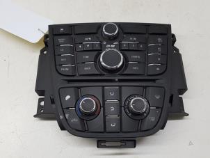 Usados Panel de control de radio Opel Astra Precio € 75,00 Norma de margen ofrecido por Autorec. Gebr. Prins b.v.
