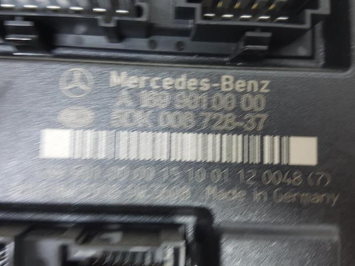 Ordenador body control de un Mercedes-Benz B (W245,242)  2010