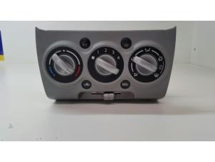 Usados Panel de control de calefacción Suzuki Alto (GF) 1.0 12V Precio € 25,00 Norma de margen ofrecido por Autorec. Gebr. Prins b.v.