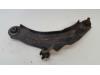 Front lower wishbone, left from a Renault Clio IV Estate/Grandtour (7R), 2012 / 2021 1.5 Energy dCi 90 FAP, Combi/o, 4-dr, Diesel, 1.461cc, 66kW (90pk), FWD, K9K608; K9KB6, 2012-11 / 2021-08, 7RFL; 7RJL; 7RPL; 7RRL; 7RSL 2014