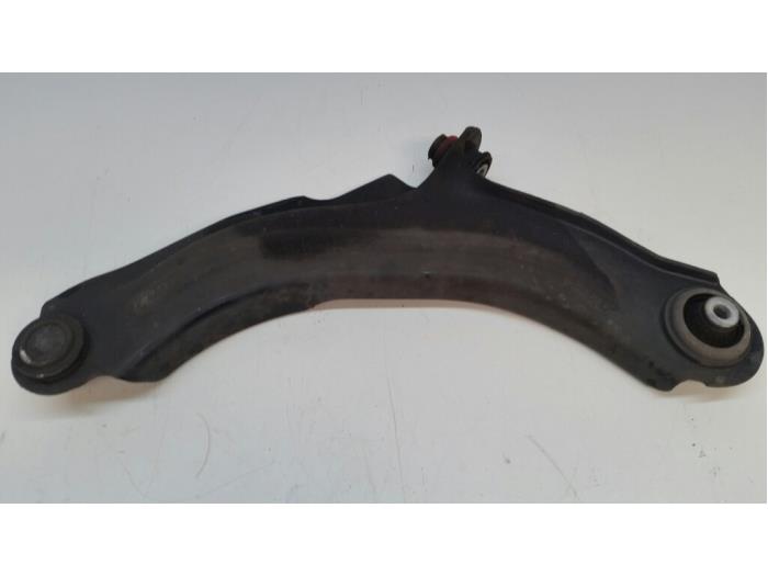Front lower wishbone, right from a Renault Clio IV Estate/Grandtour (7R) 1.5 Energy dCi 90 FAP 2017