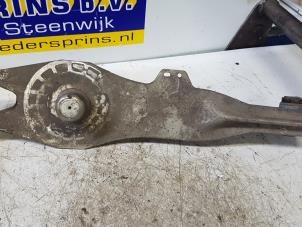 Used Rear wishbone, left Opel Signum (F48) 2.2 direct 16V Price € 20,00 Margin scheme offered by Autorec. Gebr. Prins b.v.