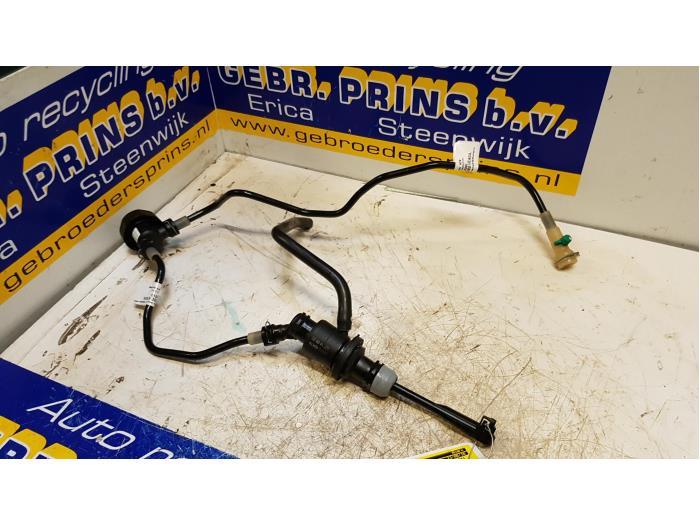 Clutch Master Cylinder FOR NISSAN QASHQAI 10E UK ONLY 1.5 1.6 2.0 07->10 SUV BB 