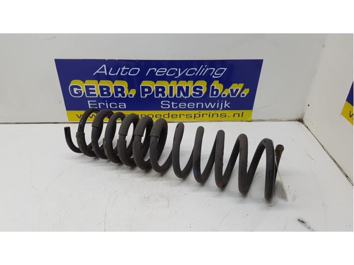 Rear coil spring from a Ford Focus 3 Wagon 1.6 TDCi ECOnetic 2012