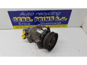 Usagé Pompe clim Renault Clio III (BR/CR) 1.6 16V Prix € 40,00 Règlement à la marge proposé par Autorec. Gebr. Prins b.v.