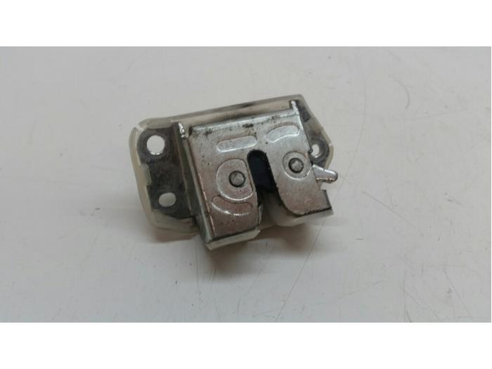 Tailgate lock mechanism from a Suzuki Alto (GF) 1.0 12V 2010
