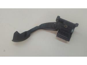 Gebrauchte Gaspedal Ford Ka II 1.2 Preis € 30,00 Margenregelung angeboten von Autorec. Gebr. Prins b.v.