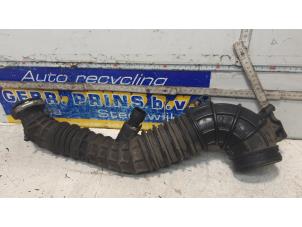 Usagé Tuyau turbo Volkswagen Transporter T5 2.0 TDI DRF Prix € 24,20 Prix TTC proposé par Autorec. Gebr. Prins b.v.