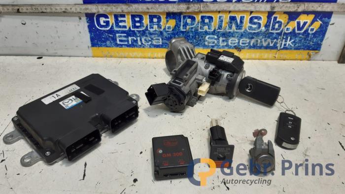 Used Ignition lock + computer Mazda 6 (GH12/GHA2) 2.0i 16V S-VT Price € 75,00 Margin scheme offered by Autorec. Gebr. Prins b.v.