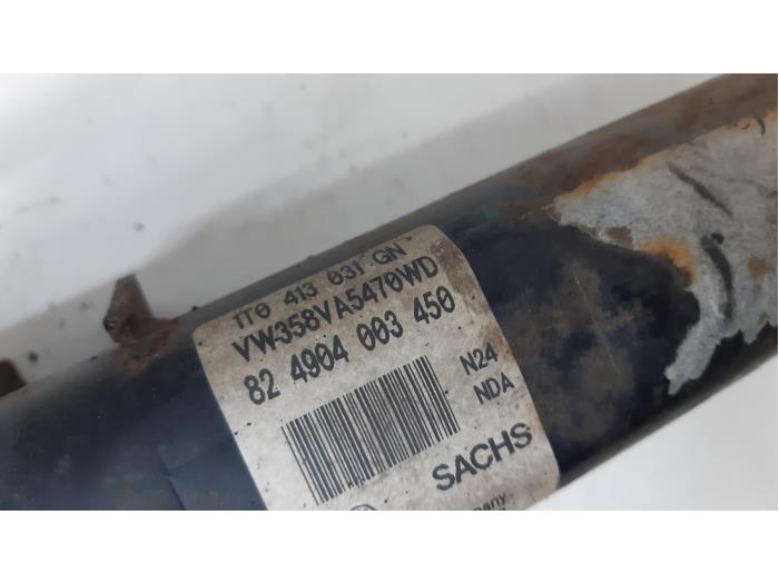 Front shock absorber rod, left from a Volkswagen Eos (1F7/F8) 2.0 FSI 16V 2009