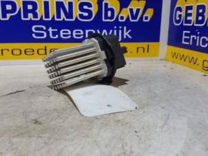 Used Heater resistor Mercedes Sprinter 3,5t (906.73) 311 CDI 16V Price € 25,00 Margin scheme offered by Autorec. Gebr. Prins b.v.