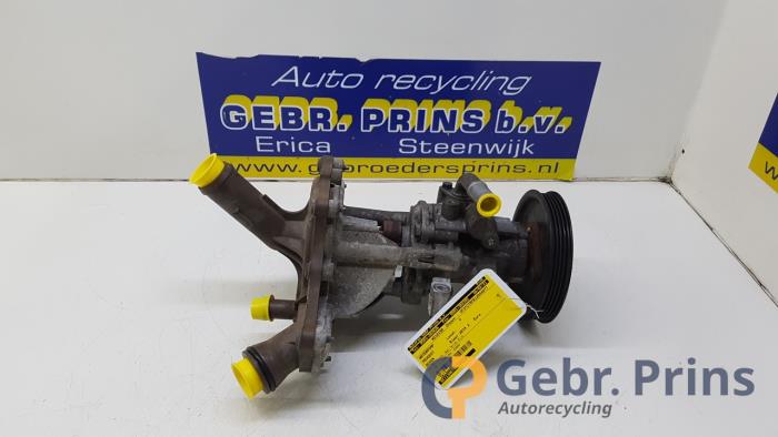 Begagnade Vattenpump Peugeot Boxer (U9) 2.2 HDi 130 Euro 5 Pris € 24,20 Inklusive moms erbjuds av Autorec. Gebr. Prins b.v.