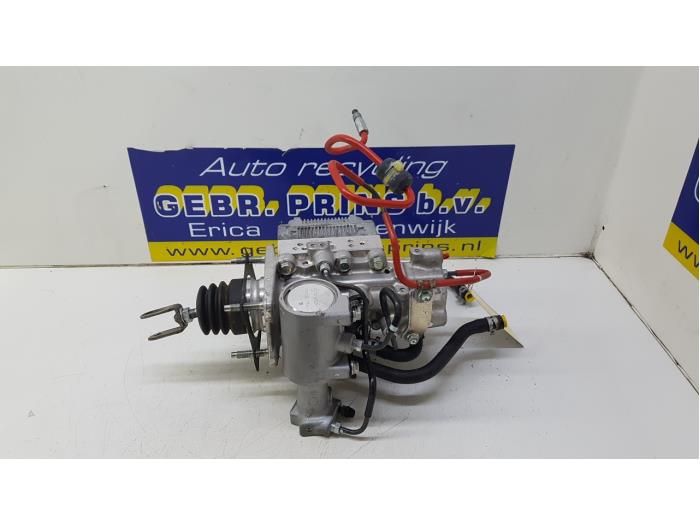 ABS pump Toyota Prius 4727047030 2ZRFXE