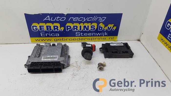 Used Ignition lock + computer Dacia Dokker Express (8S) 1.5 dCi 75 Price € 181,50 Inclusive VAT offered by Autorec. Gebr. Prins b.v.