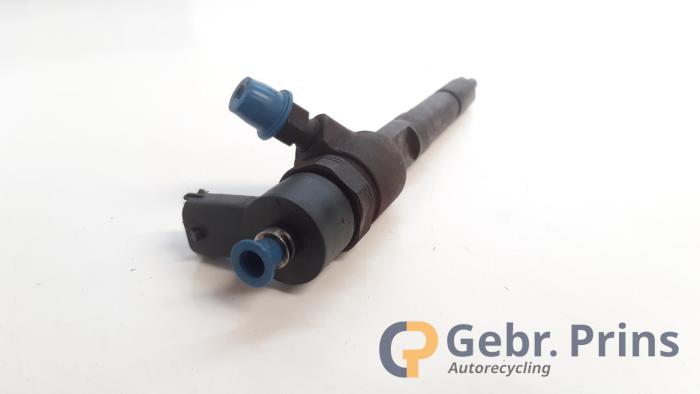 Injector (diesel) Opel Corsa D 1.3 CDTi 16V ecoFLEX 0445110326 A13DTE