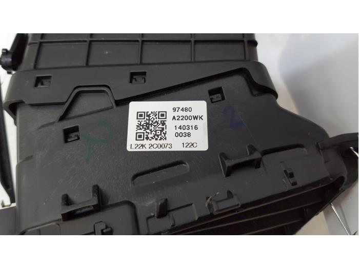 Rejilla de aire de salpicadero de un Kia Cee'd Sportswagon (JDC5) 1.6 CRDi 16V VGT 2016